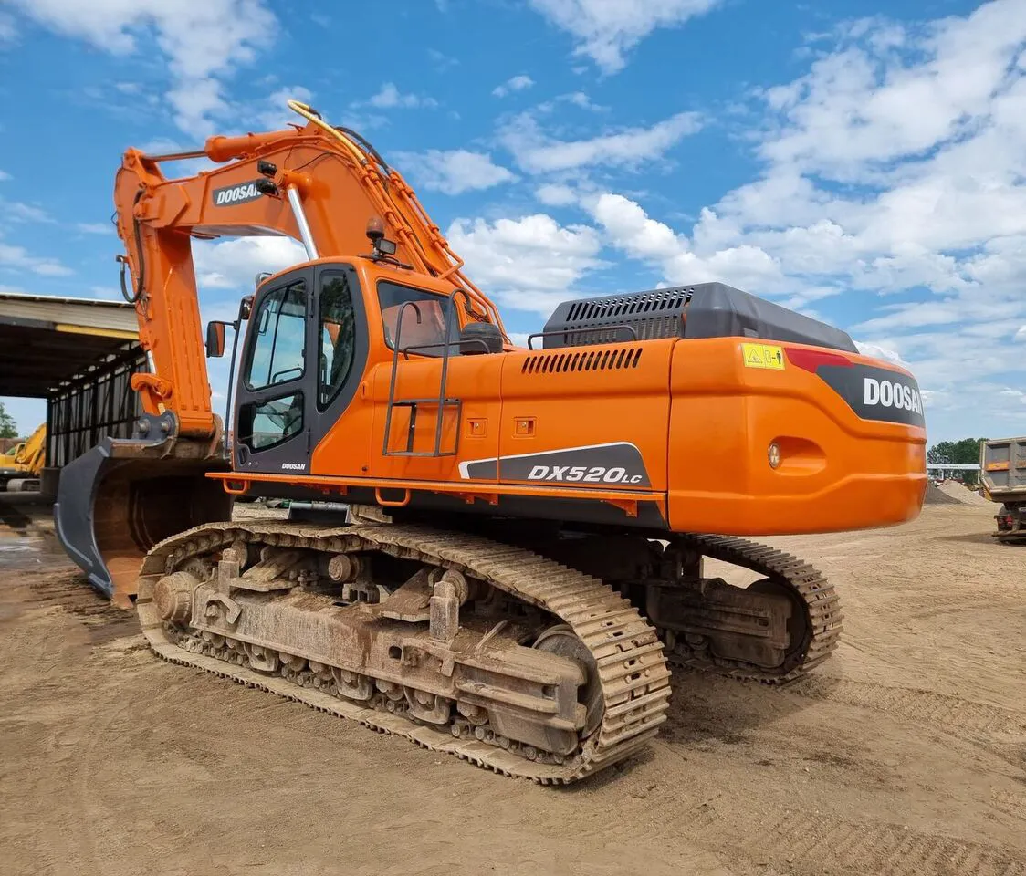 لوازم یدکی بیل مکانیکی دوسان 